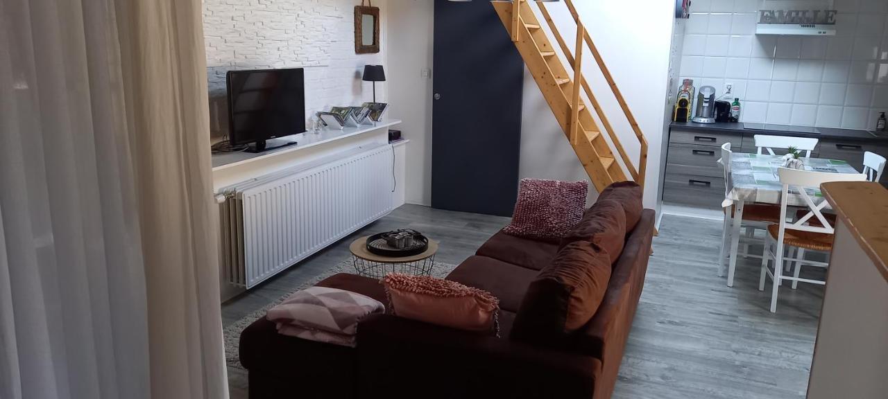 Appartement Chez Christelle à Rochefort Extérieur photo